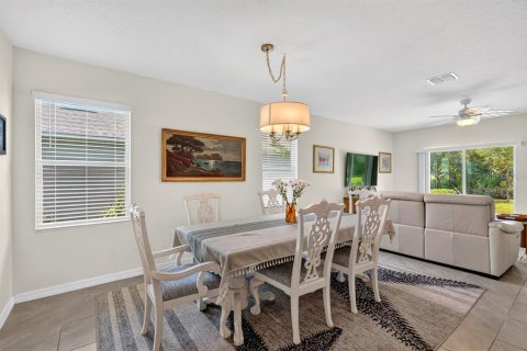 Villa ou maison à vendre à Ormond Beach, Floride: 5 chambres, 229.84 m2 № 2197724 - photo 16