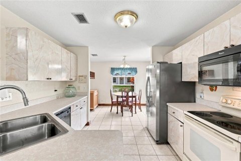 Casa en venta en Largo, Florida, 3 dormitorios, 174.19 m2 № 2329890 - foto 8