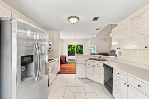 Casa en venta en Largo, Florida, 3 dormitorios, 174.19 m2 № 2329890 - foto 9