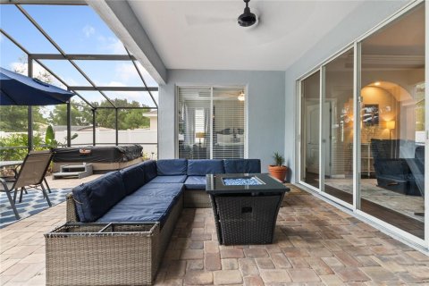House in Winter Haven, Florida 3 bedrooms, 151.62 sq.m. № 2225623 - photo 29