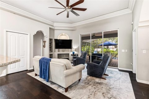 House in Winter Haven, Florida 3 bedrooms, 151.62 sq.m. № 2225623 - photo 6
