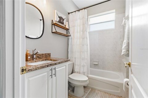 House in Winter Haven, Florida 3 bedrooms, 151.62 sq.m. № 2225623 - photo 24