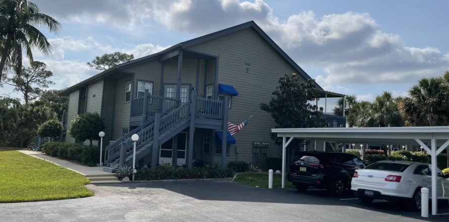 Condo à Jensen Beach, Floride, 2 chambres  № 2407279