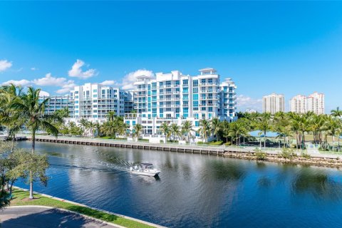 Condo in Aventura, Florida, 2 bedrooms  № 1943571 - photo 27