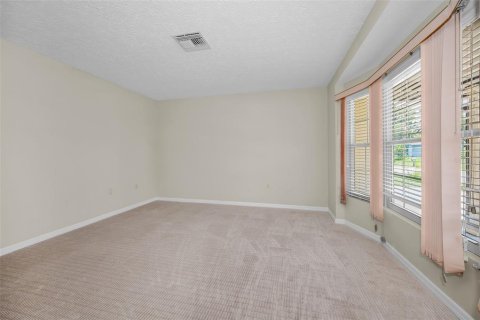 House in New Port Richey, Florida 2 bedrooms, 121.52 sq.m. № 2151601 - photo 18