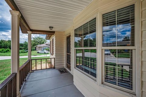 House in New Port Richey, Florida 2 bedrooms, 121.52 sq.m. № 2151601 - photo 7