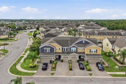 Adosado en venta en Lutz, Florida, 3 dormitorios, 186.08 m2 № 2221040 - foto 2