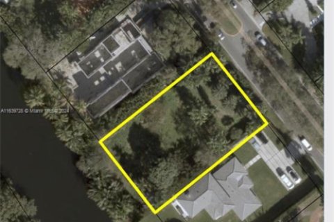Land in Biscayne Park, Florida № 1698562 - photo 5
