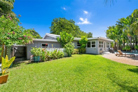 House in Wilton Manors, Florida 3 bedrooms, 165.37 sq.m. № 1874783 - photo 4