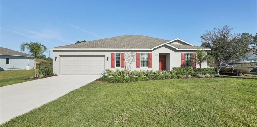 House in Indian lake estates, Florida 4 bedrooms, 187.48 sq.m. № 2097192