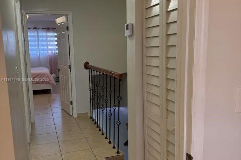 Condominio en venta en Hialeah Gardens, Florida, 2 dormitorios, 95.22 m2 № 1970230 - foto 20