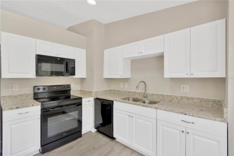Villa ou maison à vendre à Deltona, Floride: 3 chambres, 108.51 m2 № 1784295 - photo 6
