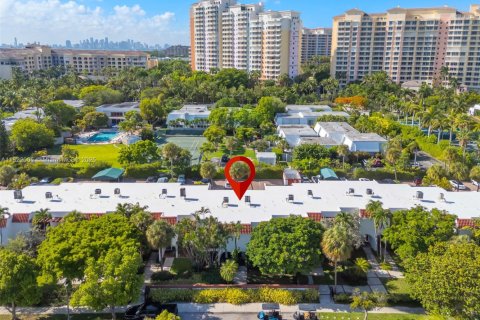 Condo in Key Biscayne, Florida, 2 bedrooms  № 1888798 - photo 26