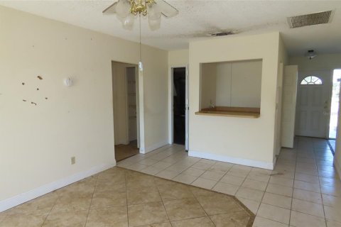 Villa ou maison à vendre à Sun City Center, Floride: 2 chambres, 138.33 m2 № 2430836 - photo 17