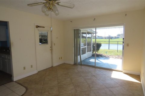 Villa ou maison à vendre à Sun City Center, Floride: 2 chambres, 138.33 m2 № 2430836 - photo 15