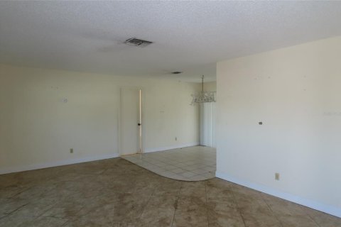 Villa ou maison à vendre à Sun City Center, Floride: 2 chambres, 138.33 m2 № 2430836 - photo 13