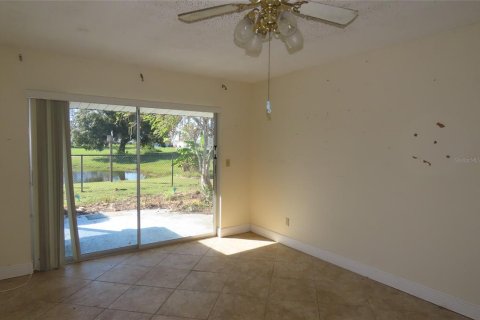 Villa ou maison à vendre à Sun City Center, Floride: 2 chambres, 138.33 m2 № 2430836 - photo 16