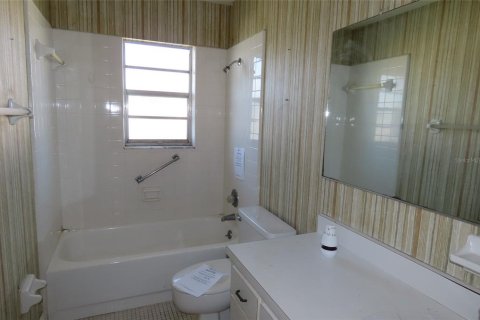 Villa ou maison à vendre à Sun City Center, Floride: 2 chambres, 138.33 m2 № 2430836 - photo 21