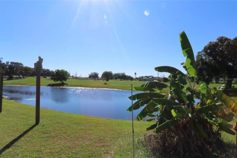 Villa ou maison à vendre à Sun City Center, Floride: 2 chambres, 138.33 m2 № 2430836 - photo 4