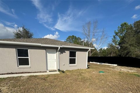 House in Dunnellon, Florida 3 bedrooms, 93.65 sq.m. № 2095459