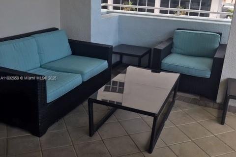 Condo in Surfside, Florida, 3 bedrooms  № 1862310 - photo 19
