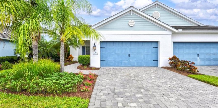 Villa ou maison à Bradenton, Floride 3 chambres, 170.2 m2 № 2403292