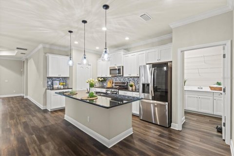 Villa ou maison à vendre à Bradenton, Floride: 3 chambres, 170.2 m2 № 2403292 - photo 2
