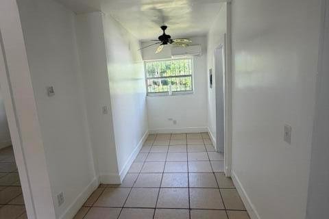 Townhouse in North Miami, Florida 2 bedrooms, 162.39 sq.m. № 2086327 - photo 5