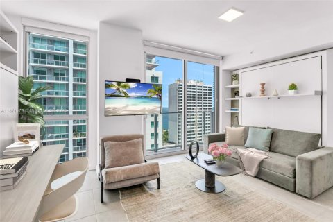 Condo in Miami, Florida  № 1920148 - photo 2