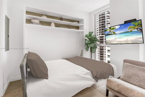 Condo in Miami, Florida  № 1920148 - photo 5