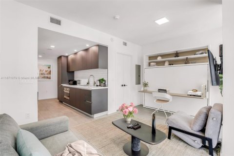 Condo in Miami, Florida  № 1920148 - photo 3