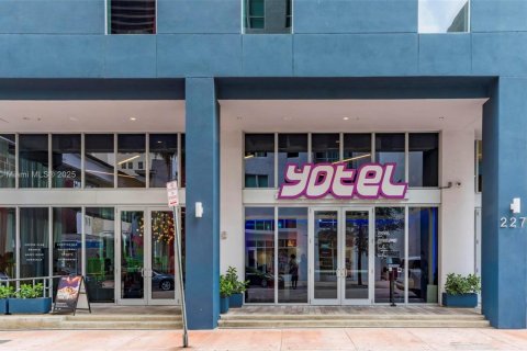 Condo in Miami, Florida  № 1920148 - photo 10