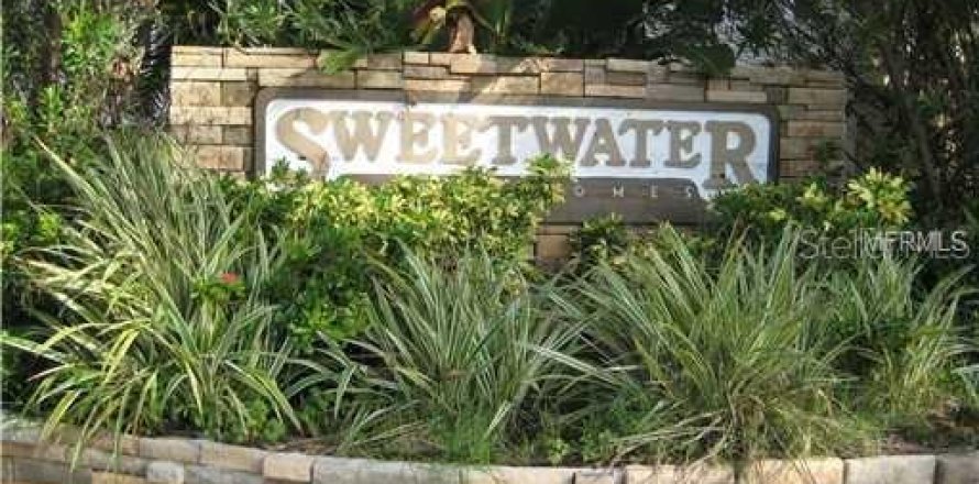 Townhouse in Tampa, Florida 2 bedrooms, 126.72 sq.m. № 2215288