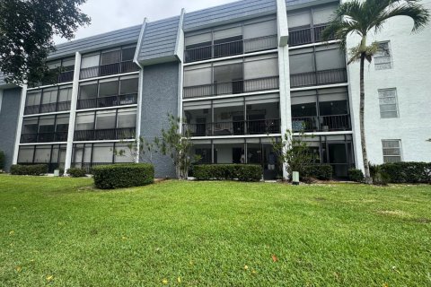 Condominio en venta en Lauderhill, Florida, 2 dormitorios, 101.45 m2 № 2182478 - foto 2