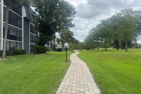 Condominio en Lauderhill, Florida, 2 dormitorios  № 2182478