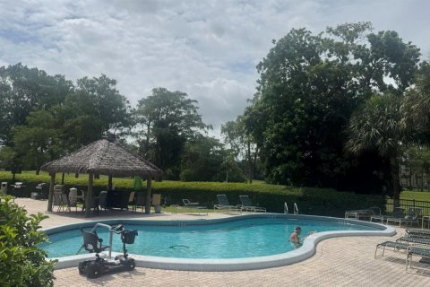 Condominio en venta en Lauderhill, Florida, 2 dormitorios, 101.45 m2 № 2182478 - foto 4