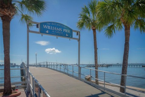 Land in Gulfport, Florida № 2231336 - photo 10
