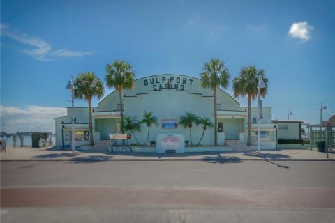 Land in Gulfport, Florida № 2231336 - photo 8