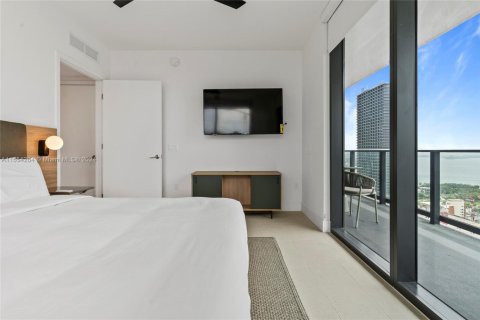 Condominio en alquiler en Miami, Florida, 2 dormitorios № 2060050 - foto 12