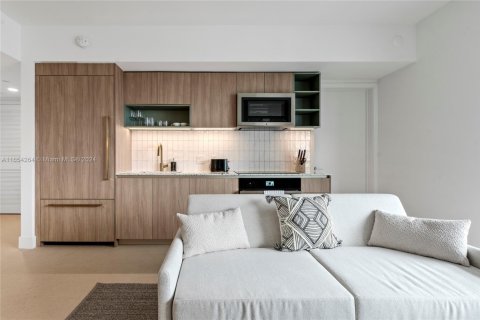 Condominio en alquiler en Miami, Florida, 2 dormitorios № 2060050 - foto 2