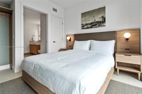 Condominio en alquiler en Miami, Florida, 2 dormitorios № 2060050 - foto 21