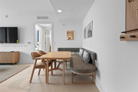 Condominio en alquiler en Miami, Florida, 2 dormitorios № 2060050 - foto 6