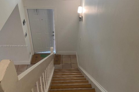 Copropriété à louer à Miami, Floride: 3 chambres, 137.5 m2 № 1935849 - photo 11