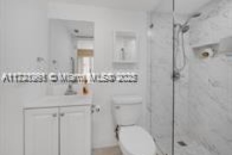 Condo in Delray Beach, Florida, 1 bedroom  № 1702418 - photo 10