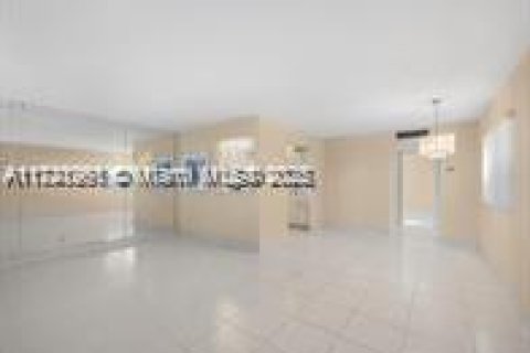 Condo in Delray Beach, Florida, 1 bedroom  № 1702418 - photo 6