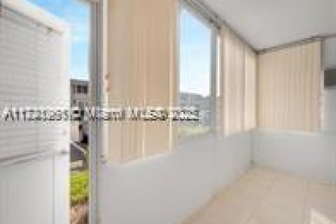 Condo in Delray Beach, Florida, 1 bedroom  № 1702418 - photo 3