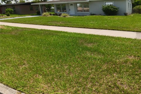 House in Orlando, Florida 2 bedrooms, 99.03 sq.m. № 1783142 - photo 1