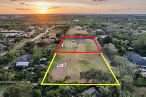 Купить земельный участок в Хомстед, Флорида № 2033198 - фото 2