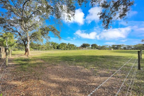 Купить земельный участок в Хомстед, Флорида № 2033198 - фото 10