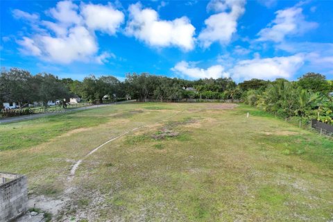 Купить земельный участок в Хомстед, Флорида № 2033198 - фото 12